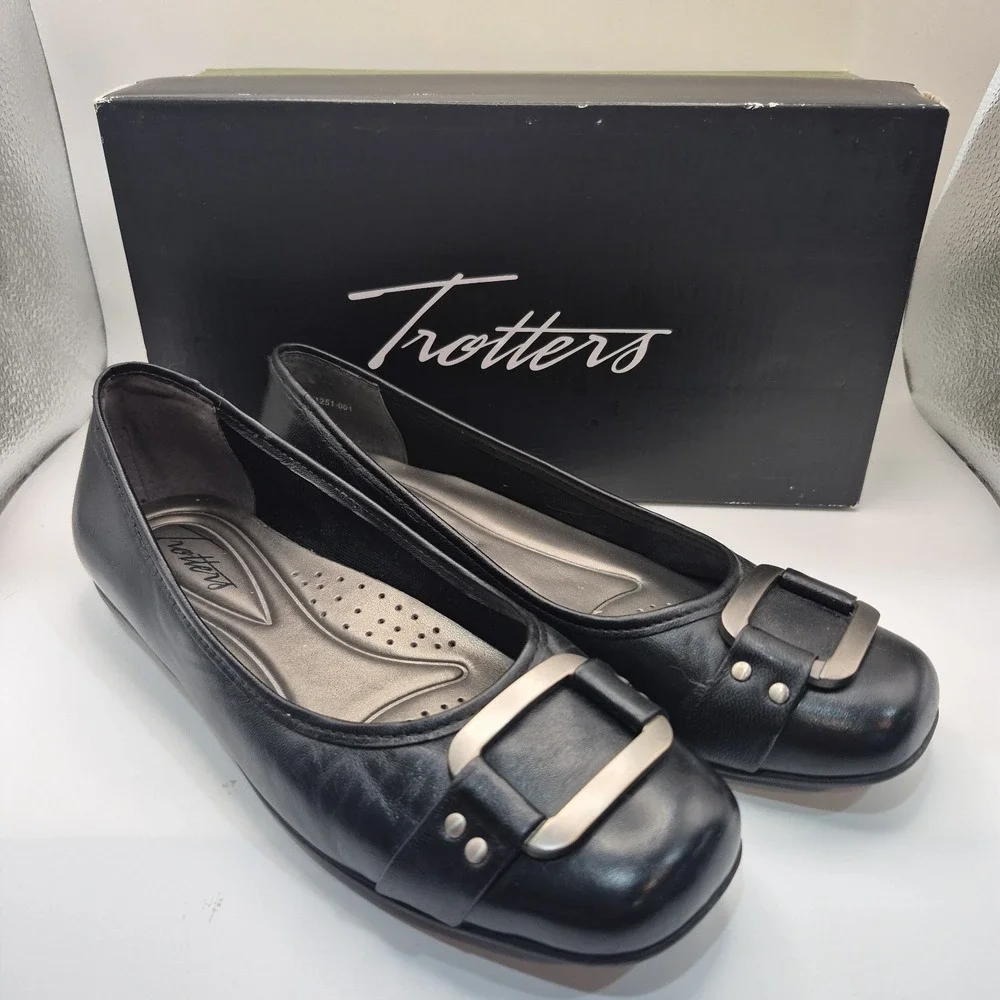 Trotters Leather Black Flats Sizzle Signature T1251 Women's 6M Shoes Excellent